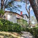 Apartments Virna